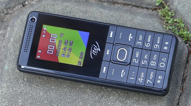 Điện thoại Itel it2180 Màu Xanh đen