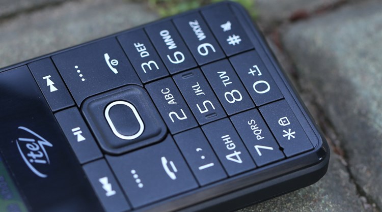 Điện thoại Itel it2180 Màu Xanh đen