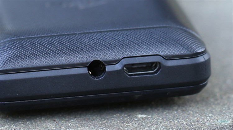 Điện thoại Itel it2180 Màu Xanh đen