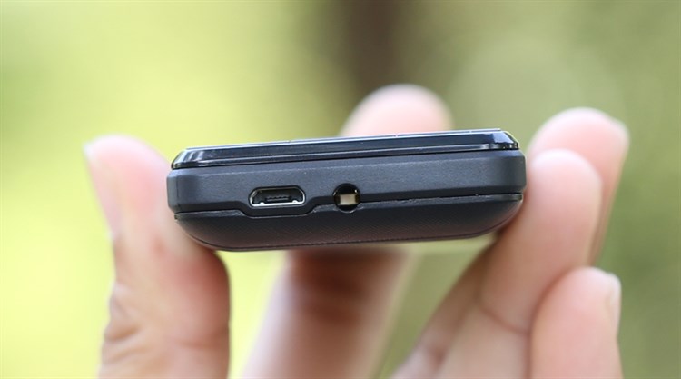 Điện thoại Itel it2180 Màu Xanh đen