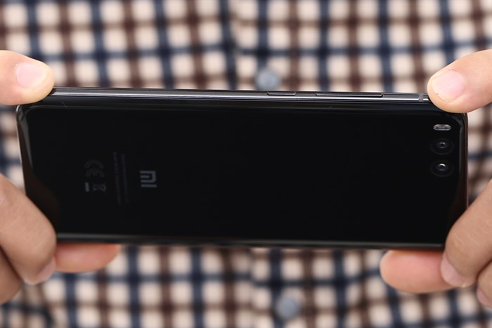 Điện thoại Xiaomi Mi 6 Màu Đen