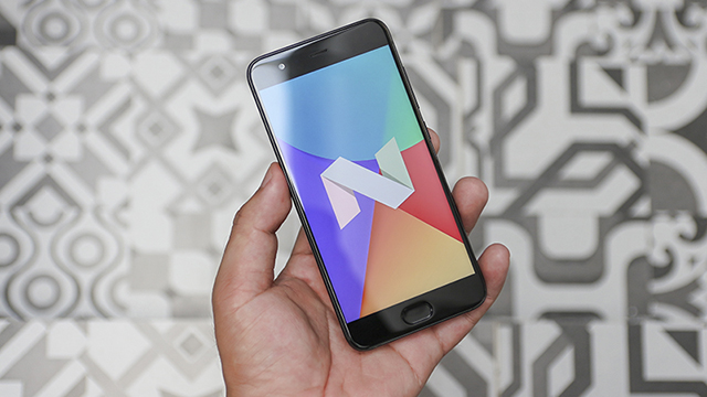 Máy chạy trên nền tảng Android 7.1 Máy chạy trên nền tảng Android 7.1
