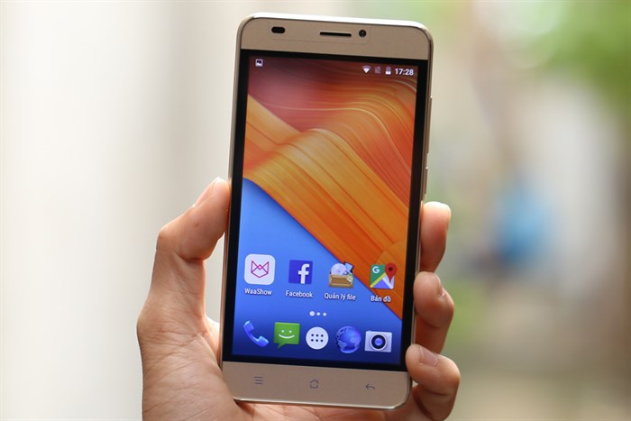 Điện thoại Mobell Nova S2 Màu Vàng đồng