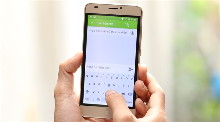 Điện thoại Mobell Nova S2