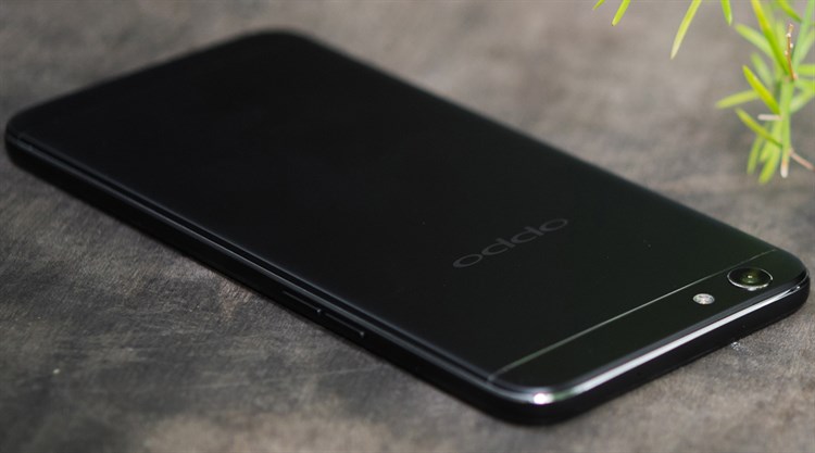 Điện thoại OPPO F1s màu Đen