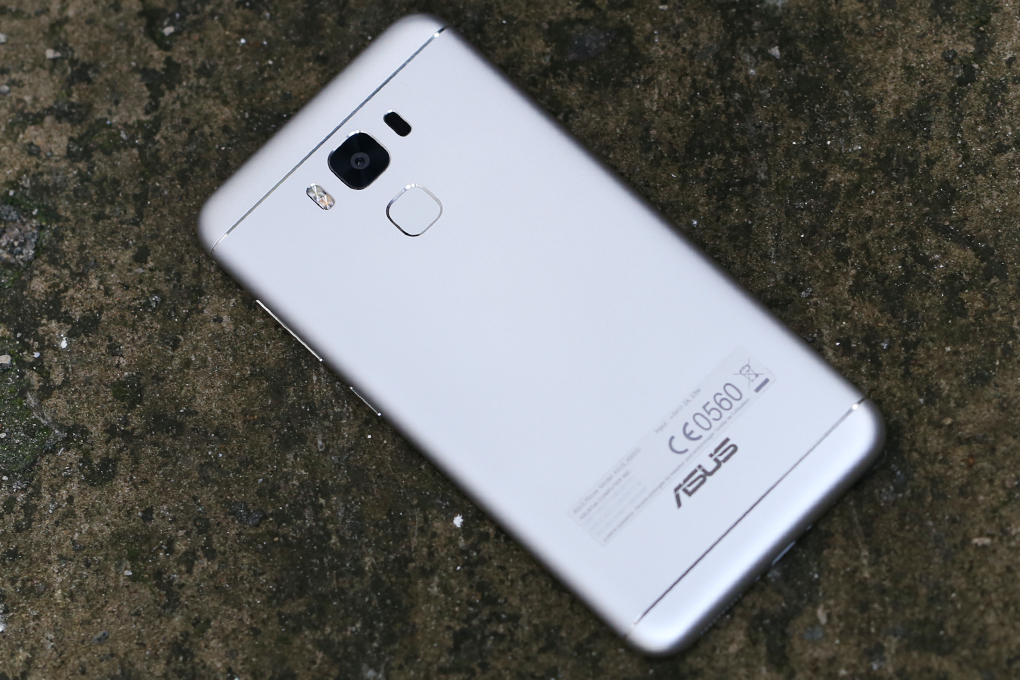 Asus Zenfone 3 Max 5.5" ZC553KL - 7