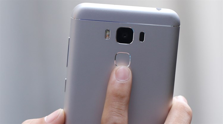 Điện thoại Asus Zenfone 3 Max 5.5" ZC553KL