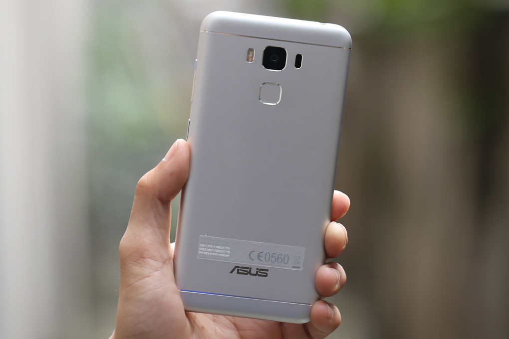Asus Zenfone 3 Max 5.5" ZC553KL - 34