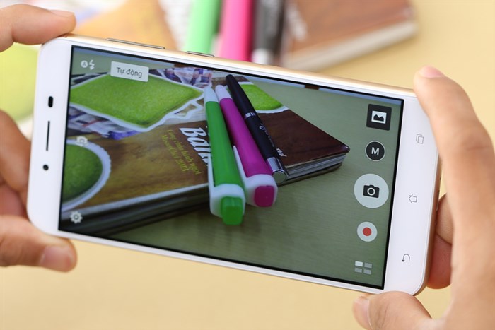 Điện thoại Asus Zenfone 3 Max 5.5" ZC553KL