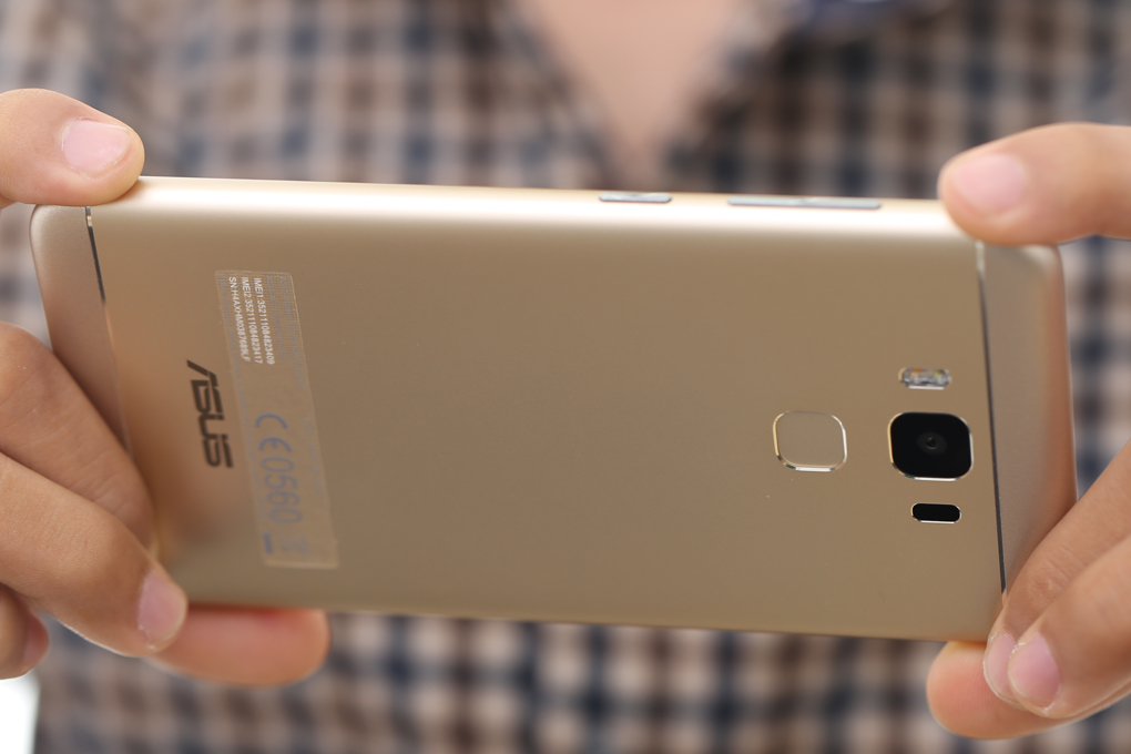 Asus Zenfone 3 Max 5.5" ZC553KL - 40