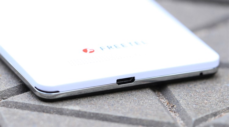 Điện thoại Freetel Priori 3s