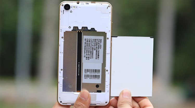 Điện thoại Freetel ICE 2 PLus