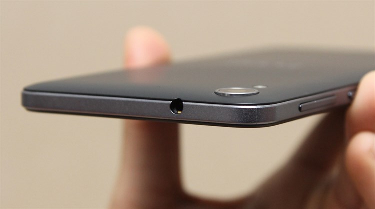 Điện thoại HTC Desire 728G LTE Màu Đen