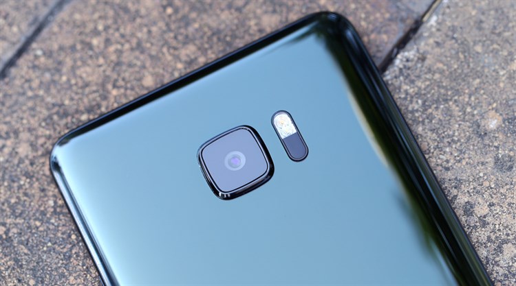 Điện thoại HTC U Ultra