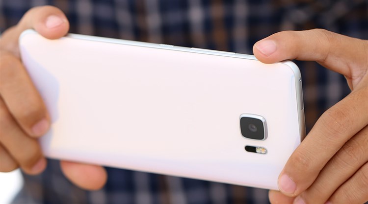 Điện thoại HTC U Ultra