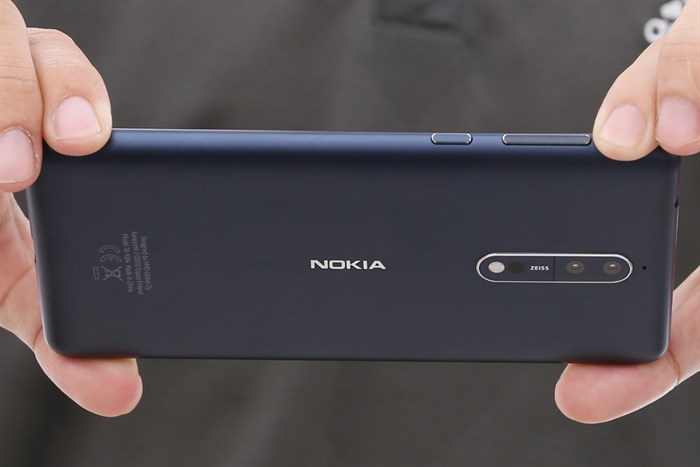 Điện thoại Nokia 8