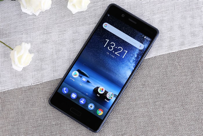 Điện thoại Nokia 8