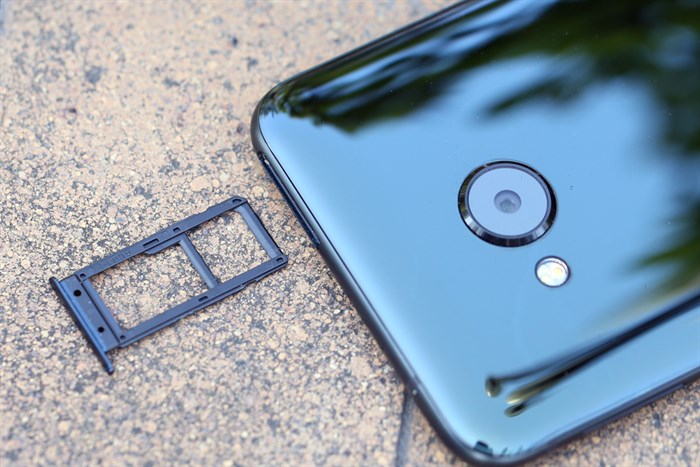 Điện thoại HTC U Play