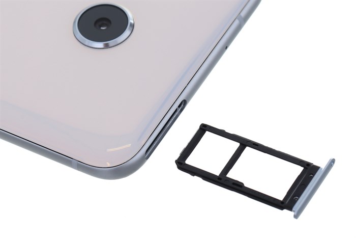 Điện thoại HTC U Play