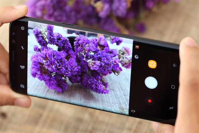 Điện thoại Samsung Galaxy S8 Plus