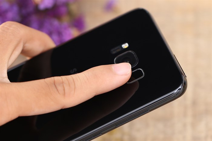 Điện thoại Samsung Galaxy S8 Plus