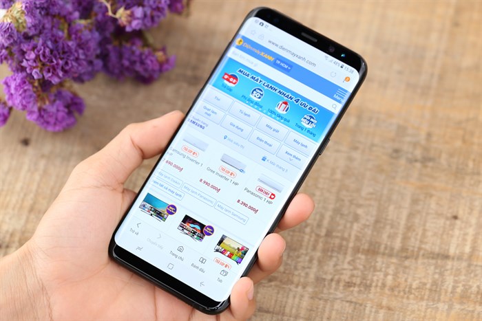 Điện thoại Samsung Galaxy S8 Plus