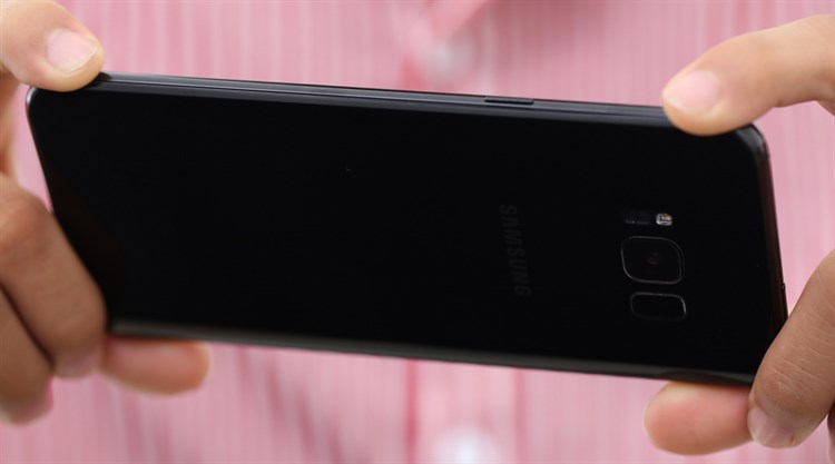 Điện thoại Samsung Galaxy S8 Plus