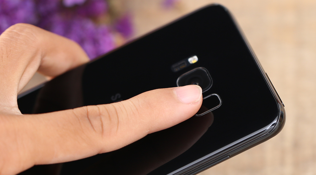 Điện thoại Samsung Galaxy S8 Plus
