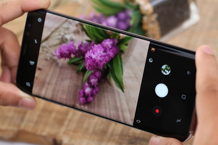 Điện thoại Samsung Galaxy S8 Plus