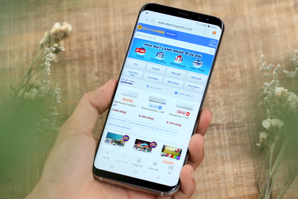 Điện thoại Samsung Galaxy S8 Plus