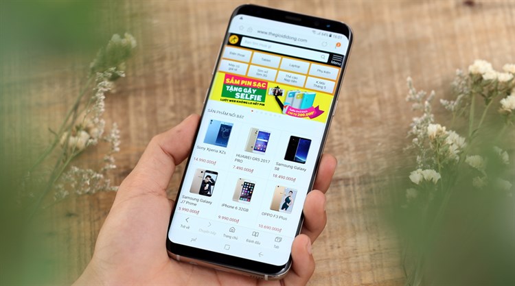 Điện thoại Samsung Galaxy S8 Plus