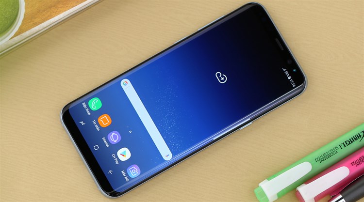 Điện thoại Samsung Galaxy S8 Plus