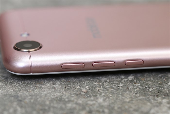 Điện thoại Mobiistar Lai Yuna 1