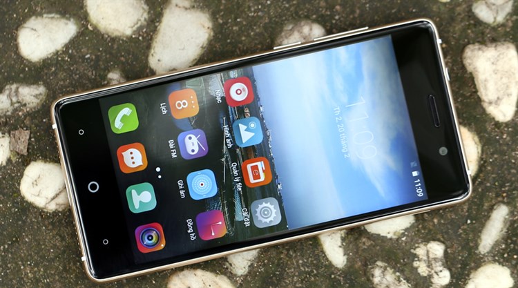 Điện thoại Epic X5 Plus