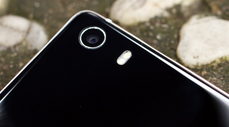 Điện thoại Epic X5 Plus