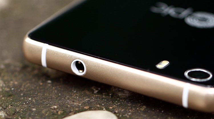 Điện thoại Epic X5 Plus