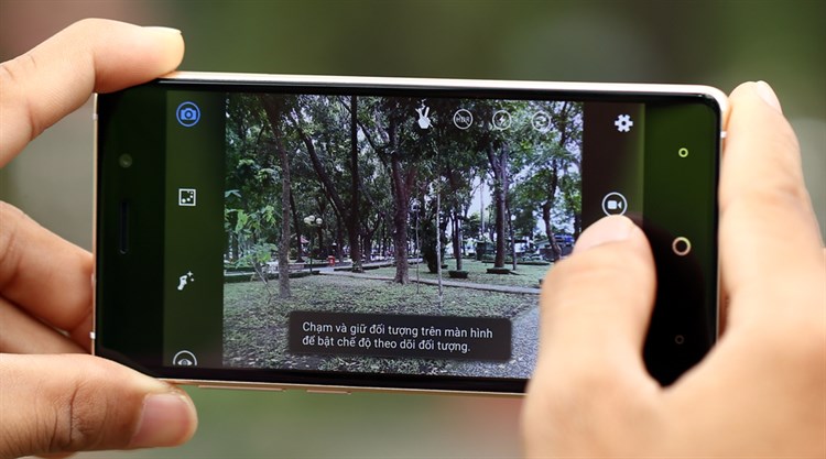 Điện thoại Epic X5 Plus