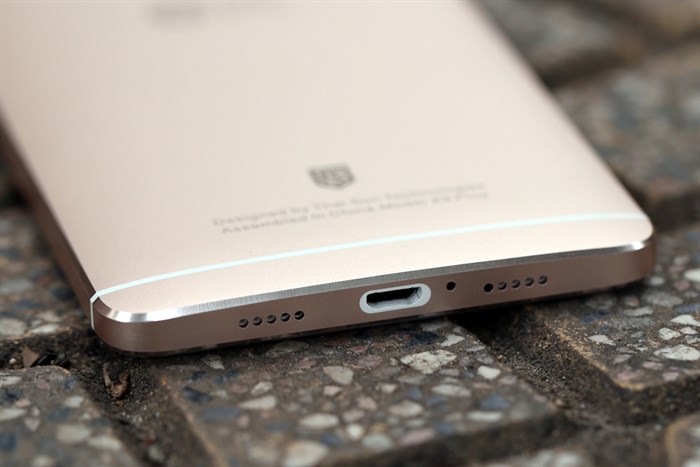 Điện thoại Epic X9 Plus