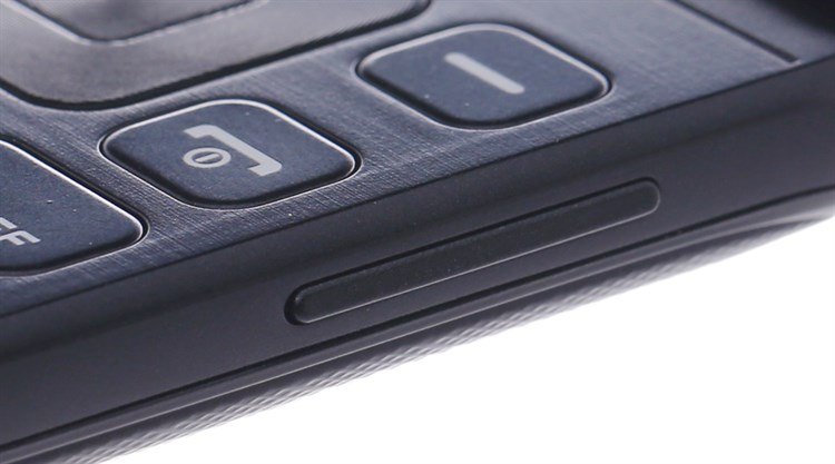 Điện thoại Mobell M789 Màu Đen