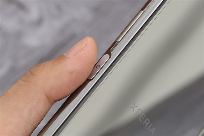 Điện thoại Sony Xperia XZ Premium