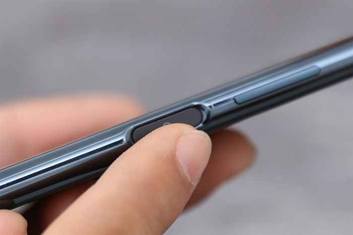 Điện thoại Sony Xperia XZ Premium