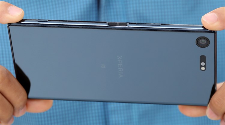 Điện thoại Sony Xperia XZ Premium