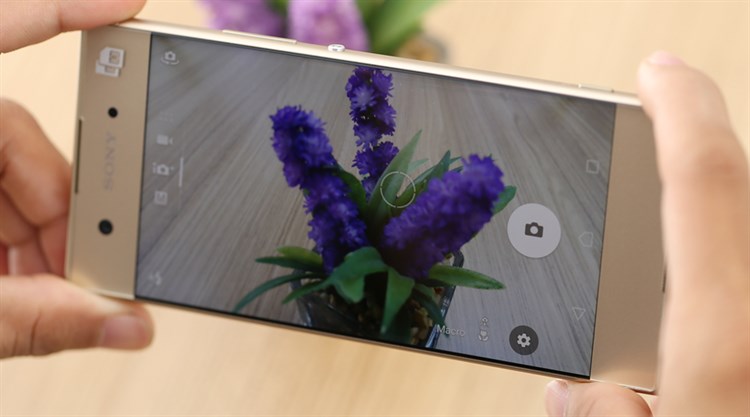 Điện thoại Sony Xperia XA1