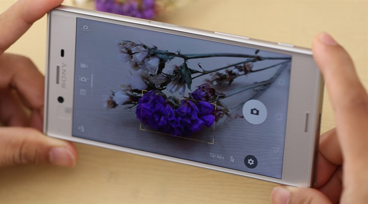 Điện thoại Sony Xperia XZs