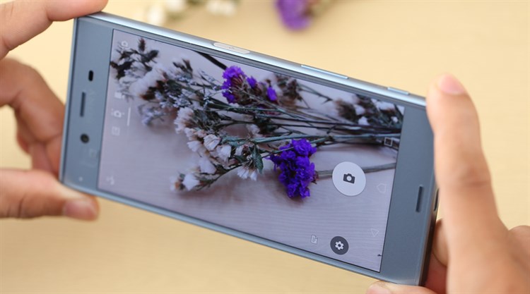 Điện thoại Sony Xperia XZs