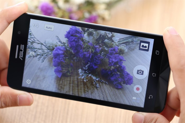 Điện thoại Asus Zenfone 2 Go ZB500KG Màu Vàng đồng