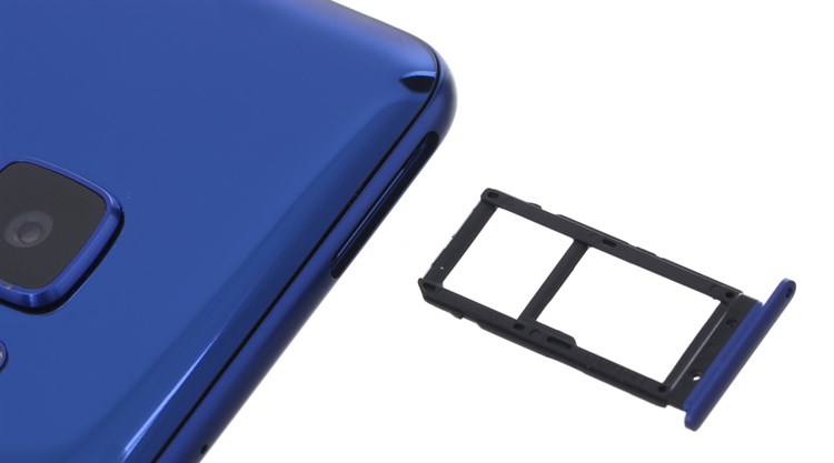 Điện thoại HTC U Ultra Sapphire