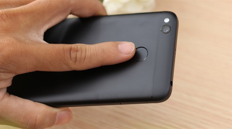 Điện thoại Xiaomi Redmi 4X Màu Đen