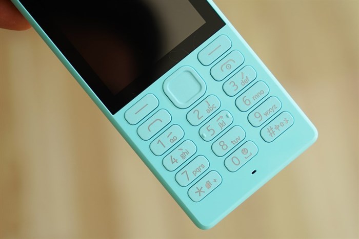 Điện thoại Nokia 216 (không tặng kèm thẻ)