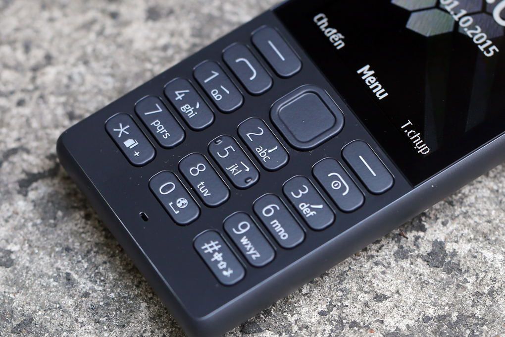 Điện thoại Nokia 216 (không tặng kèm thẻ)